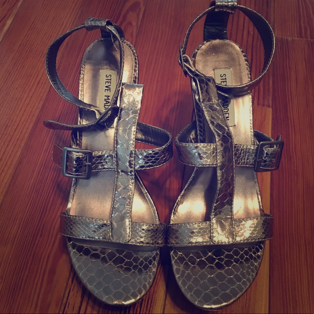 Steve Madden Wedges Size 7